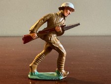 Vintage Manoil M62 36 Soldier Charging w/ Bayonet Dramatic Action Near Mint