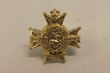 MILITARY BADGE SHERWOOD FORESTERS NOTTS & DERBY REGIMENT 3CM BY 3CM (2080)