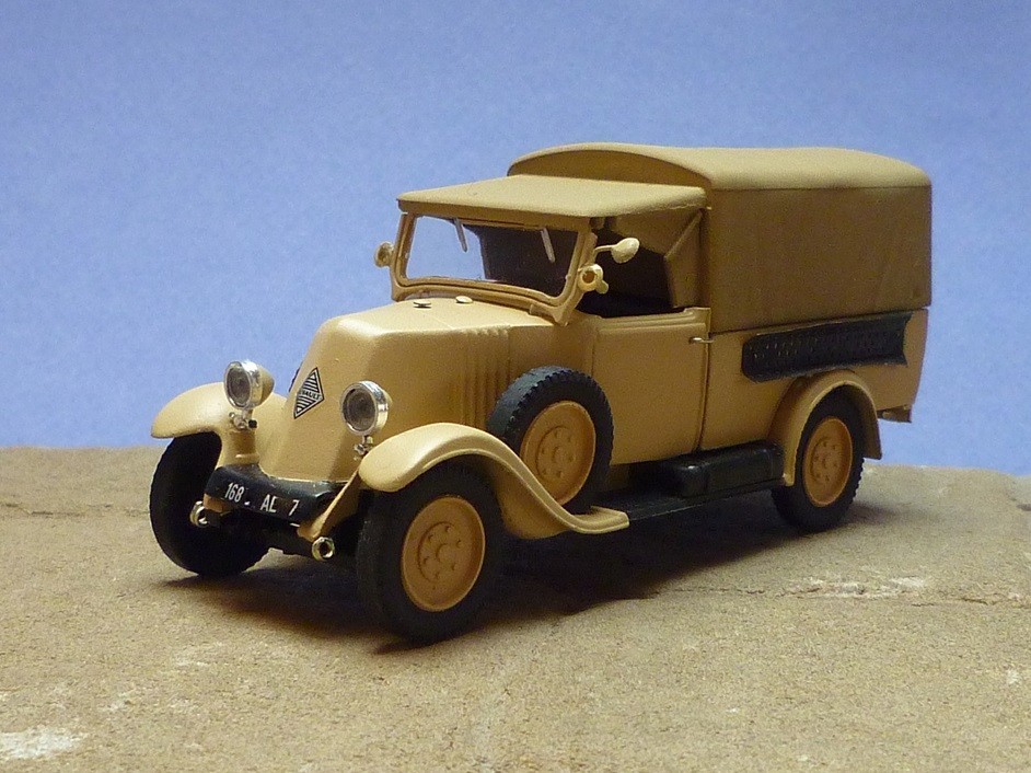 Renault KZ-10CV Sahara 1928 Solido 1/43 voiture miniature ancienne de collection vintage