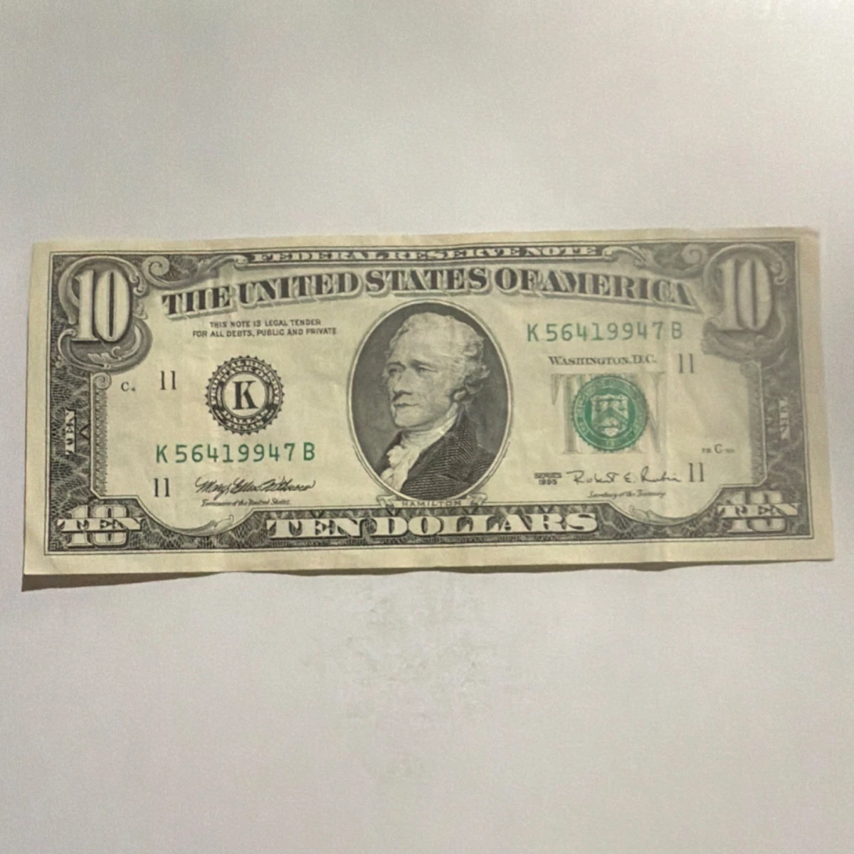 Circulated Ungraded $10 1995 US Federal Reserve Small Notes for