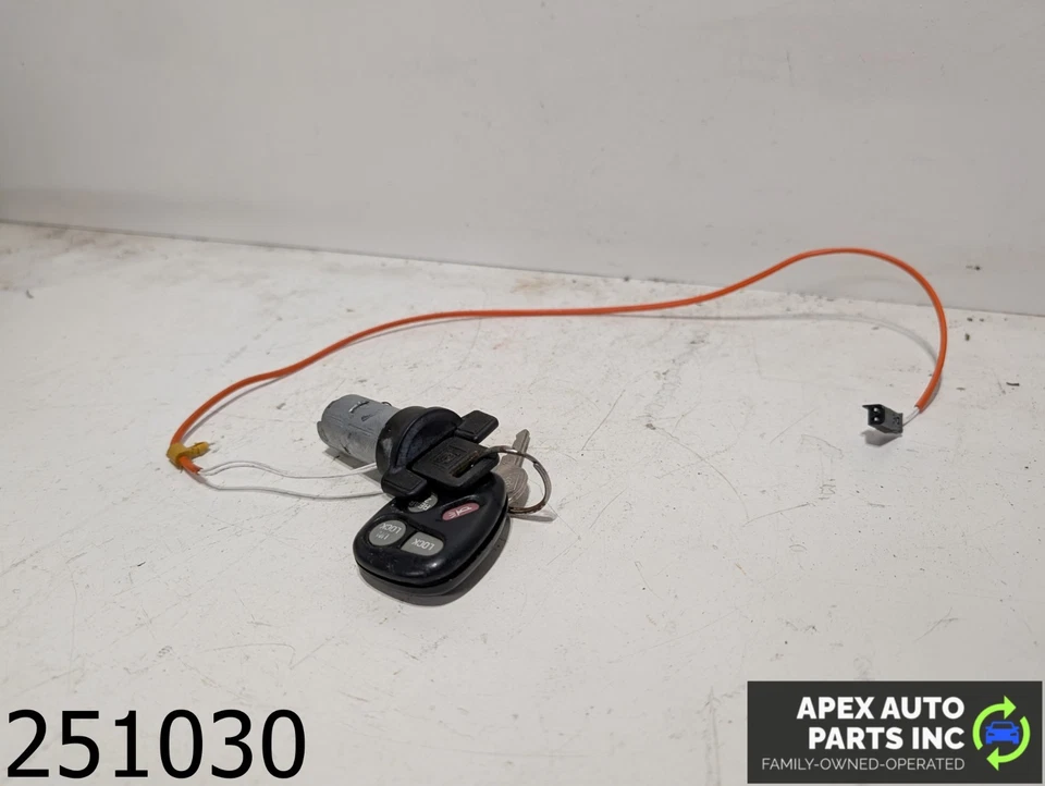 OEM 2000 Pontiac Firebird 3,8 L Interruptor de encendido Cilindro y Llavero Foto 3 de 4