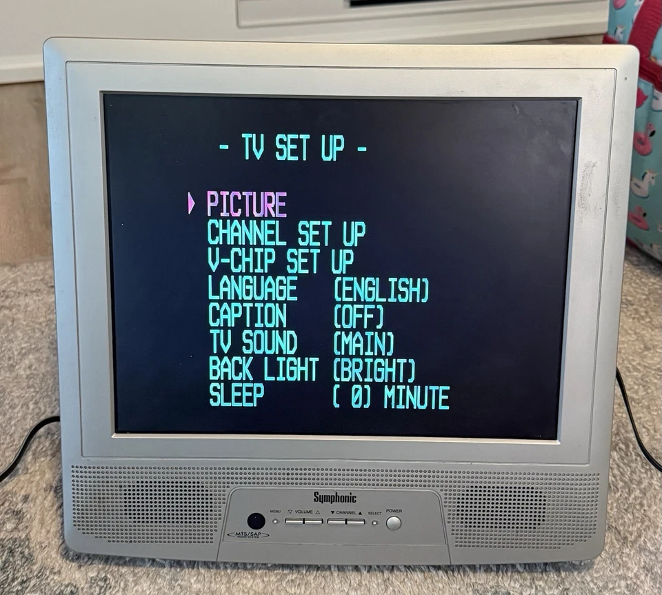 Symphonic 15" Flat Panel TV LCD/Retro Gaming Ports, WF15L5 Portable/ hinge stand - Image 3 of 4