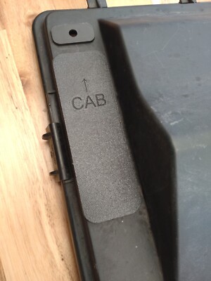 Mercedes Benz W639 Viano /  Vito / Dualiner Fuse box terminal cover, UK Made
