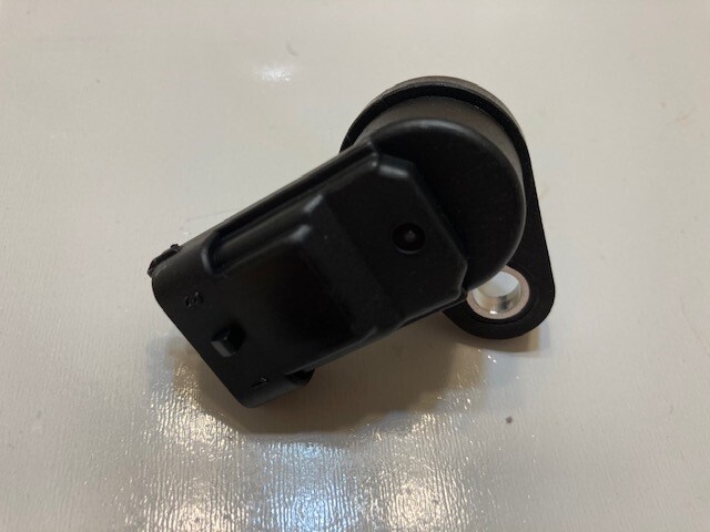 S646 New Camshaft Position Sensor OEM# 68070491AA, 68070491AB 