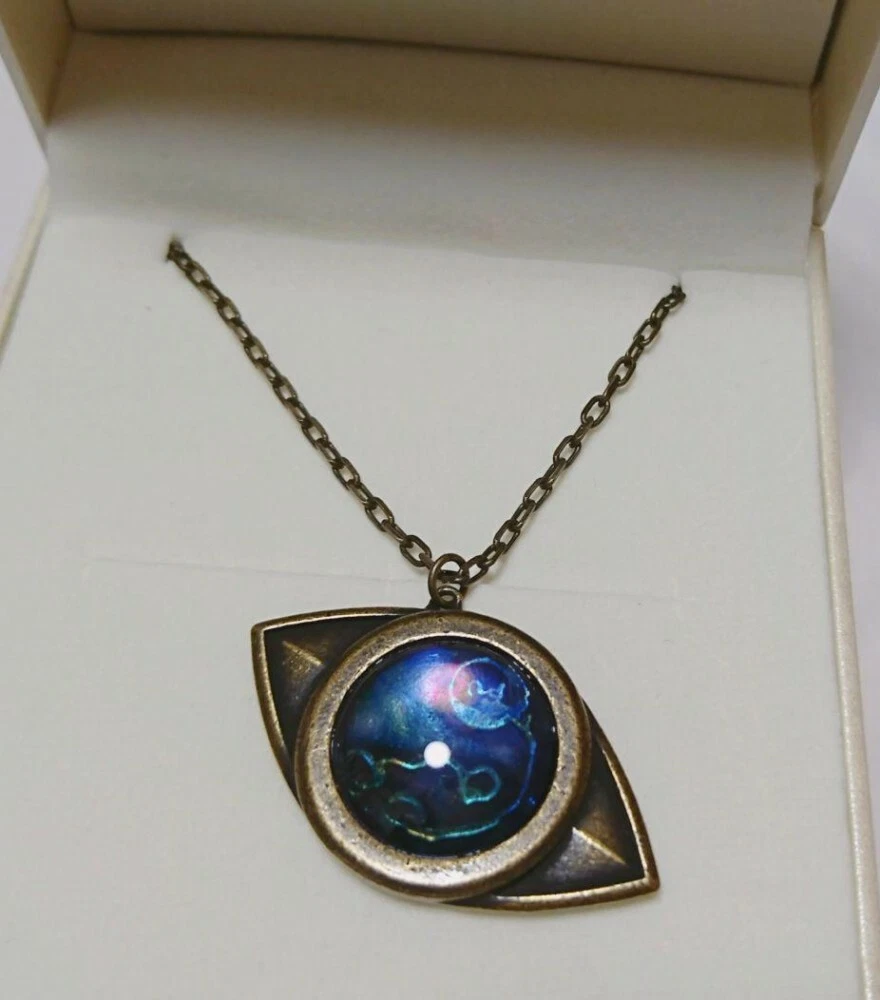 The promised deals neverland necklace