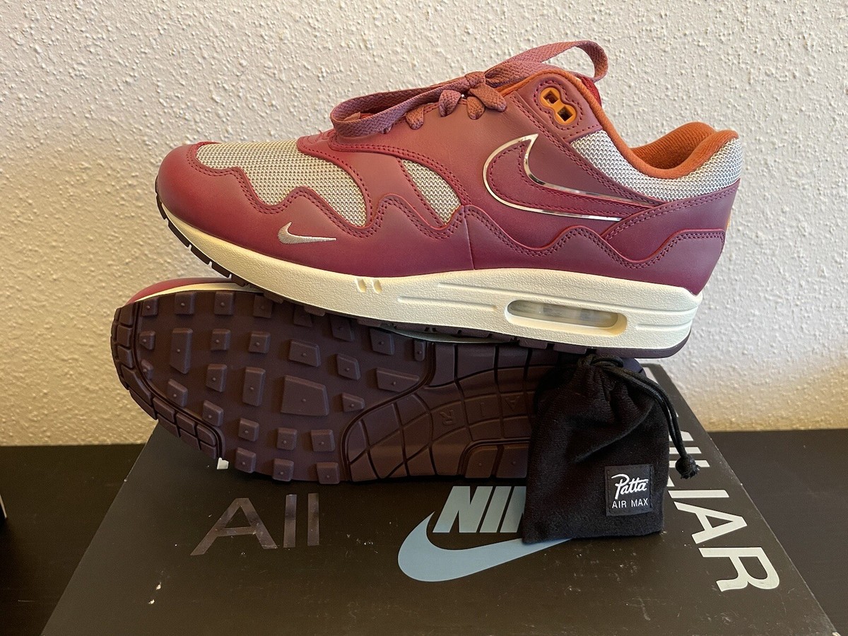 BNIB NIKE AIR MAX 1 PATTA METALLIC SILVER/ MAROON Patta X Air Max 1  main image 4