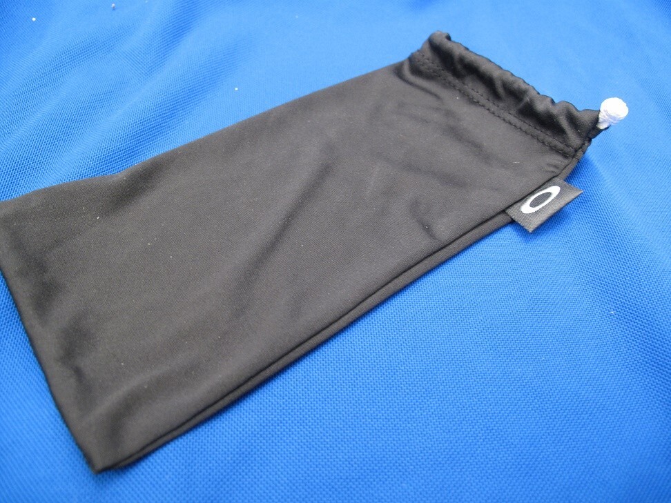 Oakley Microfiber Sunglasses Glasses Frames Pouch Case  display picture 2