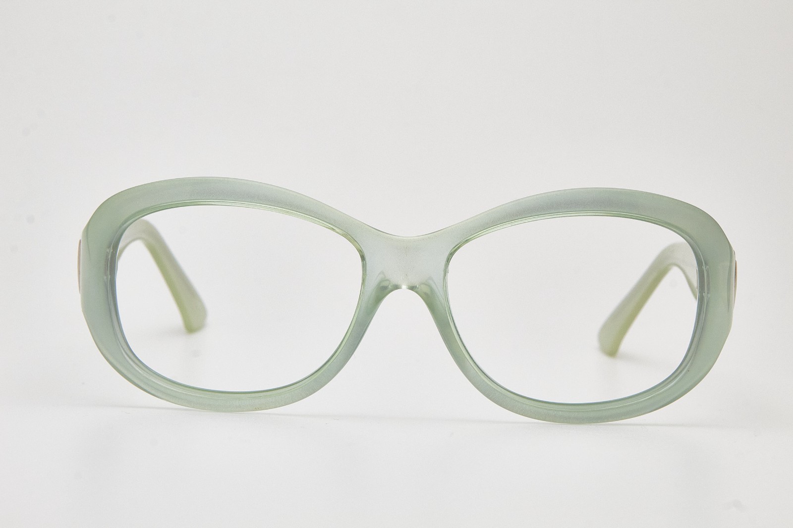 Vintage Fendi FS5102 Mint Green Oval Eyeglasses 2000s Italy Coquette Aesthetic thumbnail 2