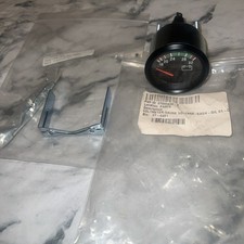 Vdo Voltmeter Cockpit International Spannungsanzeige Instrument 24v 332040002 Vdo Voltmeter Cockpit International Spannungsanzeige Instrument 24v 332040002