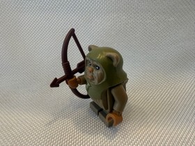 LEGO Star Wars 10236 Ewok Village EWOK WARRIOR Minifigure Figure with Bow