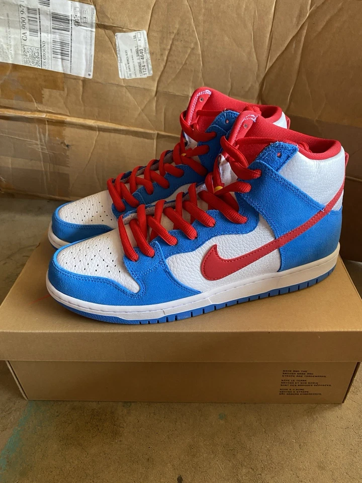 Nike Dunk SB High Doraemon Talla 10.5 Nuevo Con Caja Sin Stock Foto 2 de 4