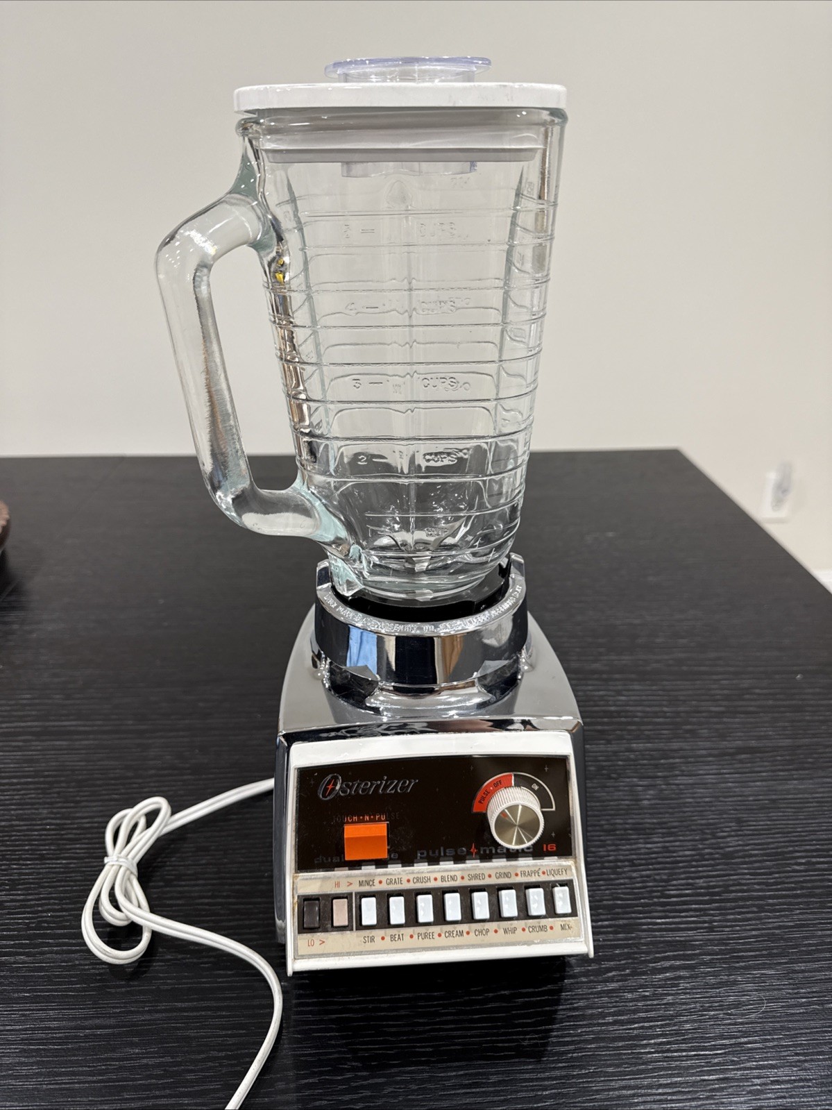 Vintage Osterizer Dual Range PULSE MATIC 16 Speed Blender US