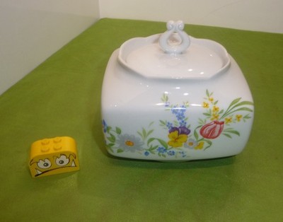 Lichte   Fine China Porzellan GDR DDR Zuckerdose  bunte Sommerblumen
