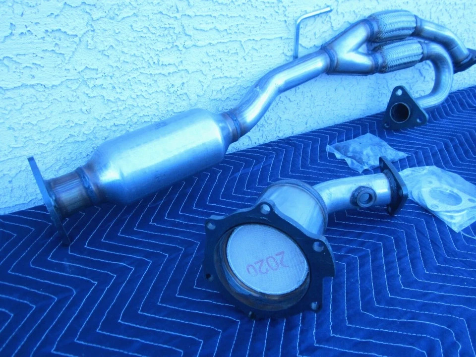 适用于日产 Quest 2005 2006 3.5L 4 速跨催化转换器套件 #1FL-11 — 第 3/3 张图片