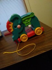Fisher-Price Pull Toy Elephant Musical 2004 Mattel Works makes sound