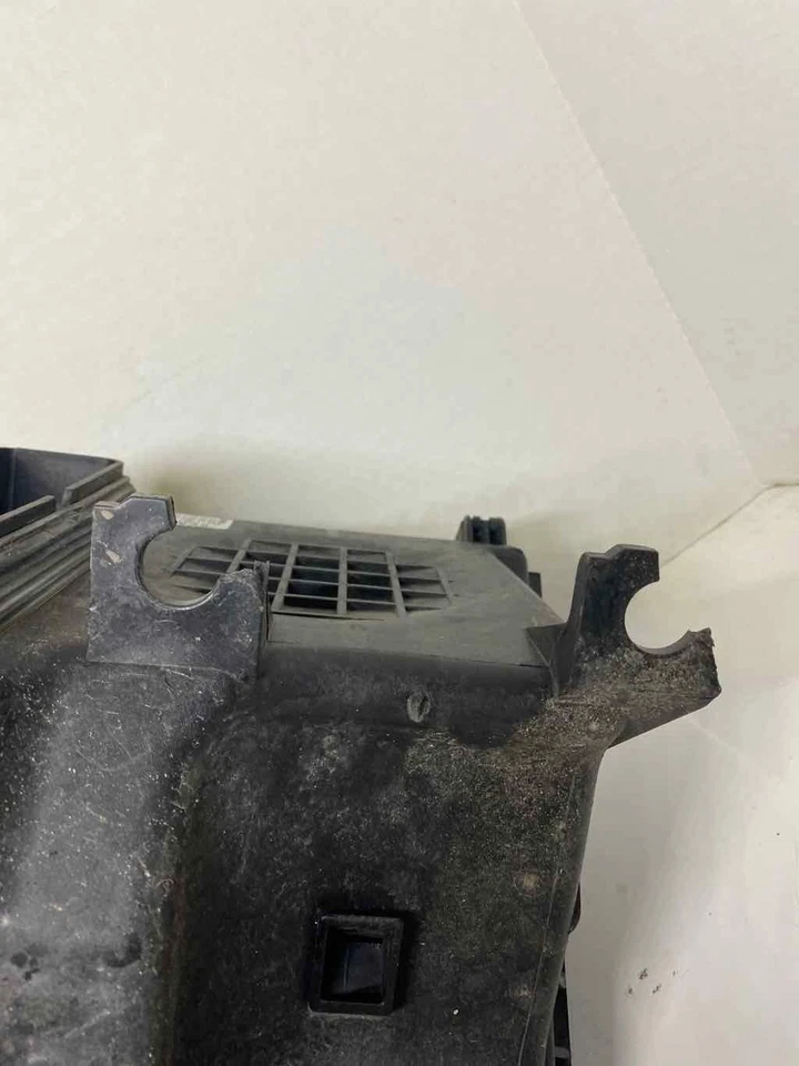 12 13 14 15 16 17 HYUNDAI AZERA Caja Filtro Aire 3.3 Foto 3 de 4