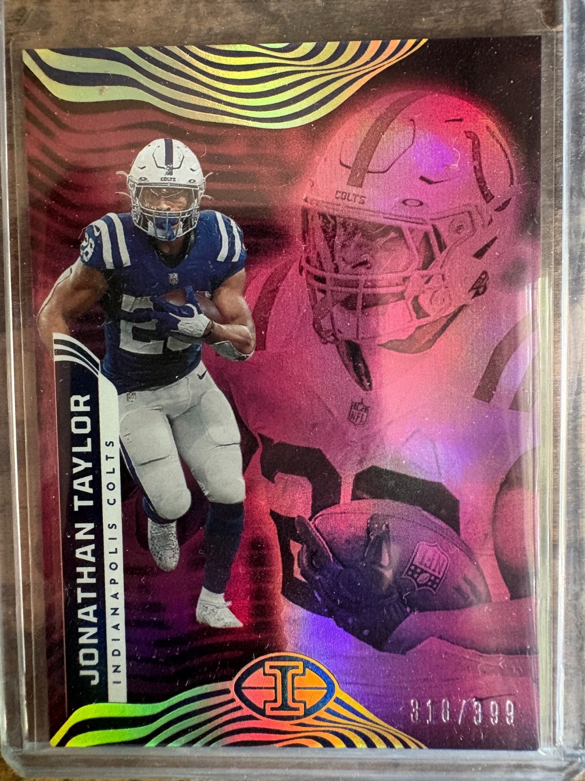 Jonathan Taylor - 2022 Illusions Pink /399 #39 Indianapolis Colts
