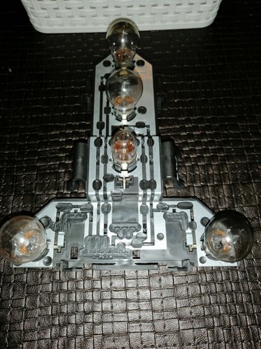 Golf 4 Limo Orig Lampenträger Rücklicht Hinten links 1J6945257 VW Golf 1J