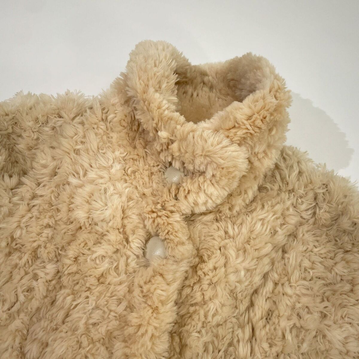 Paula Lishman Canadian Beaver Yarn Knit Fur Jacket M/Ivory Paula Lishman Canadian Beaver Yarn Knit Fur Jacket M/Ivory