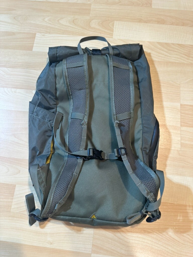 Camelbak Pivot Roll Top 20L Commuter Backpack Daypack Olive Green
