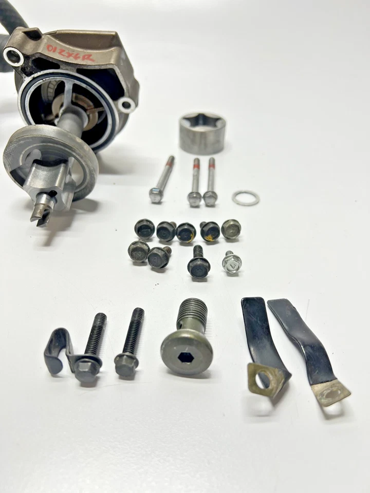 Water Pump OEM Kawasaki 2000 2001 2002 NINJA ZX6R - Image 2 of 4