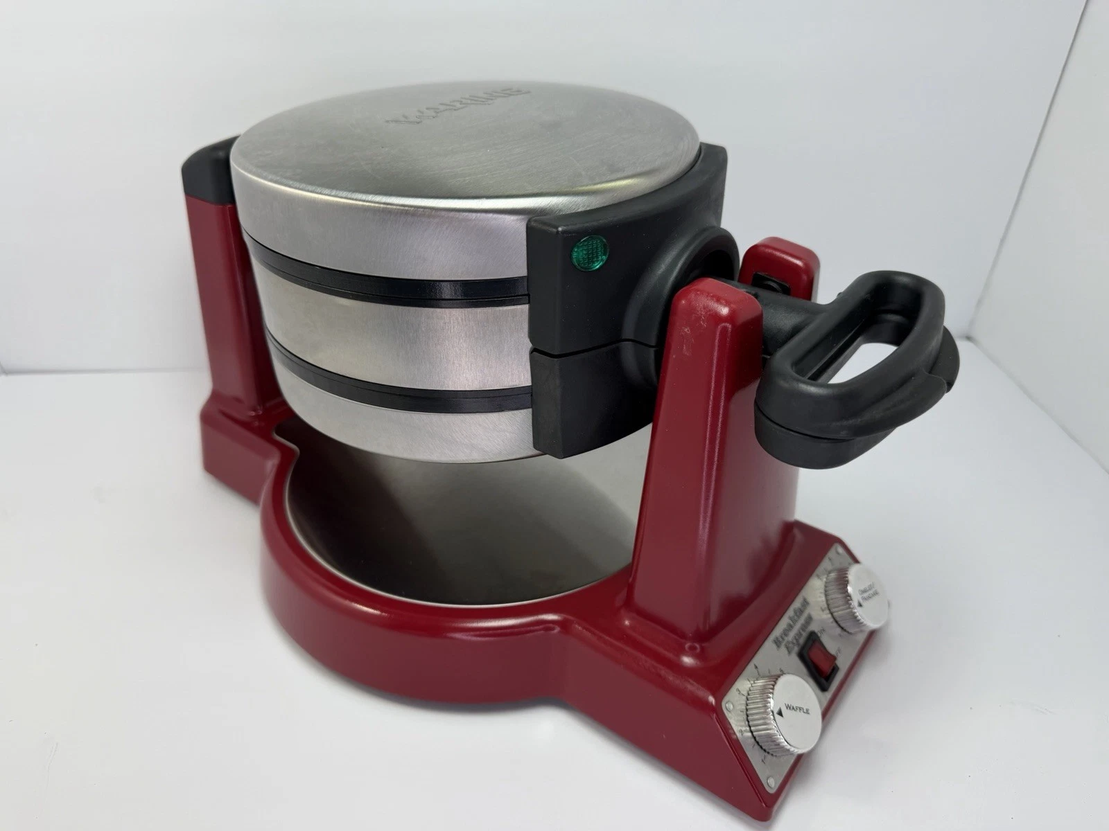 Waring Pro WMR300 Breakfast Express Waffle Omelet Maker Red Tested/Workin/Clean
Opens in a new windo