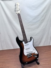 Fender Squier Stratocaster Electric Guitar Su...