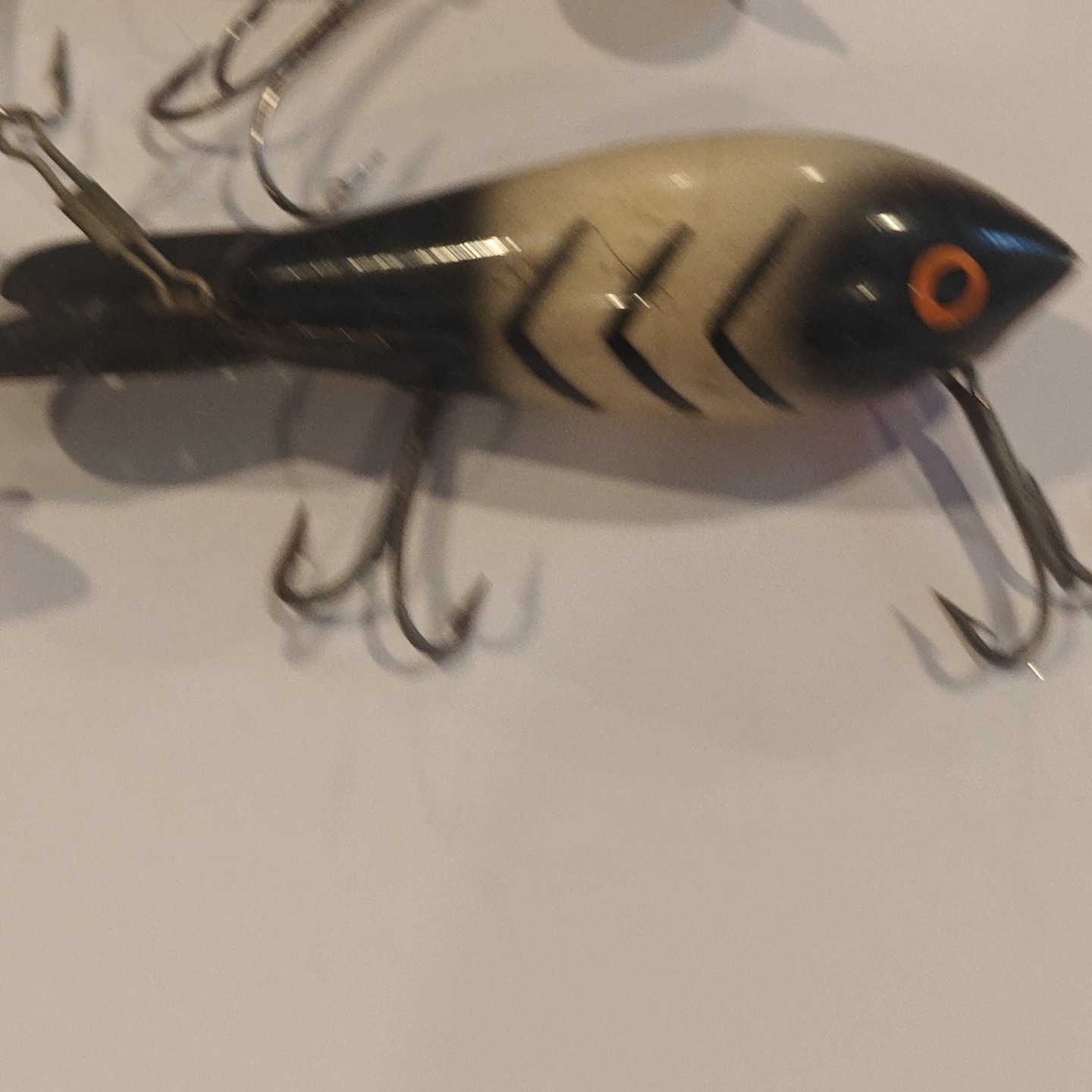 Vintage Lure Lot Of 5 Wooden Fishing Lures Bomber Wright McGill Paw Paw