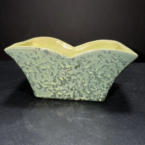 WINDOW BOX PLANTER! Vintage McCOY ART pottery: textured Dark Green/Green BROCADE