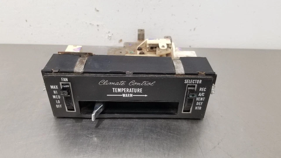 Buick Gran Sport GS 400 1969 temperatura climatización climatización Foto 2 de 4