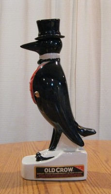 VINTAGE  OLD CROW  KENTUCKY BOURBON WHISKEY CERAMIC  DECANTER 1970s