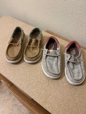 HEY DUDE Wally Youth Size 1 Youth Kids Comfort Slip On Shoes 2 Pair Gray Tan