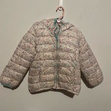 Baby Gap Lightweight puffer jacket in confetti for toddlers size 5 - Primaloft
