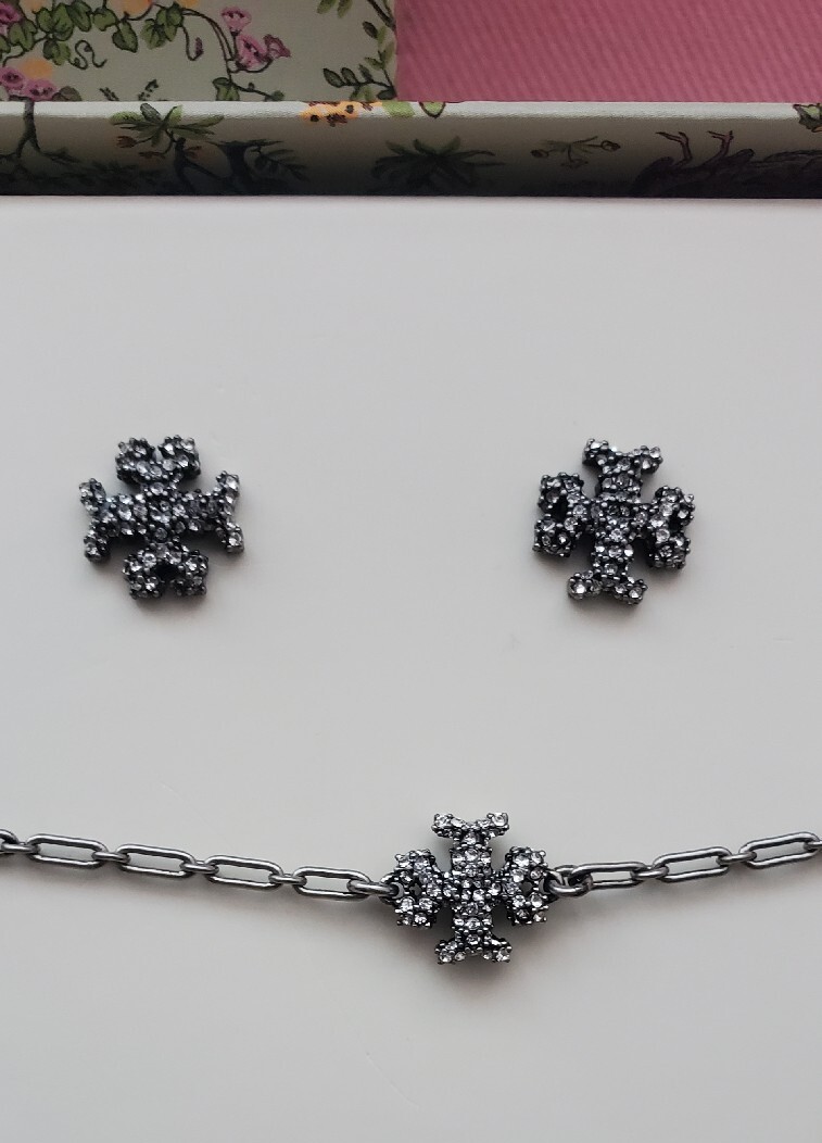 Tory Burch Roxanne Chain Bracelet and Stud Earring Set (New in Gift Box) thumbnail 2