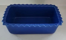 Chantal Blue 93-lfr 22 Ruffle Edge Stoneware Loaf Pan 1.5 Quart