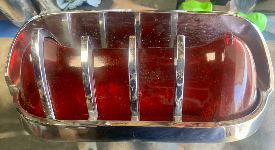 1961 Buick Lesabre задний фонарь руководство R4-61 с ребрами - Изображение 3 из 4