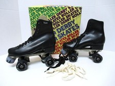 VINTAGE DERBY BLACK ROLLER SKATES MEN'S SIZE 5 IN ORIGINAL BOX BONUS WHITE LACES