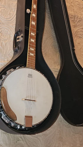 Vintage 5 String Resonator Banjo, Unmarked, with case, Similar To Harmony Eagle - Picture 20 of 22