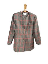John Meyer Norwich Blazer Women s Size 12 Gray Red Plaid Crest Buttons Romania