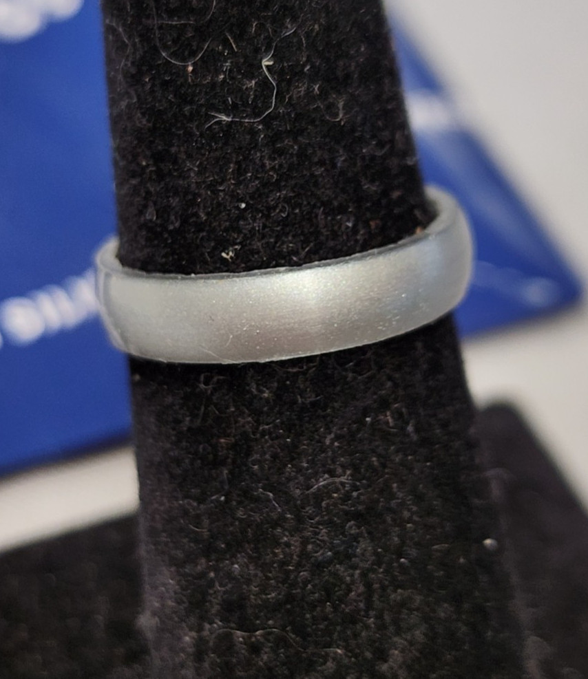 Enso Elements Luxe Thin Silicone Silver Ring sz 6 - image 3