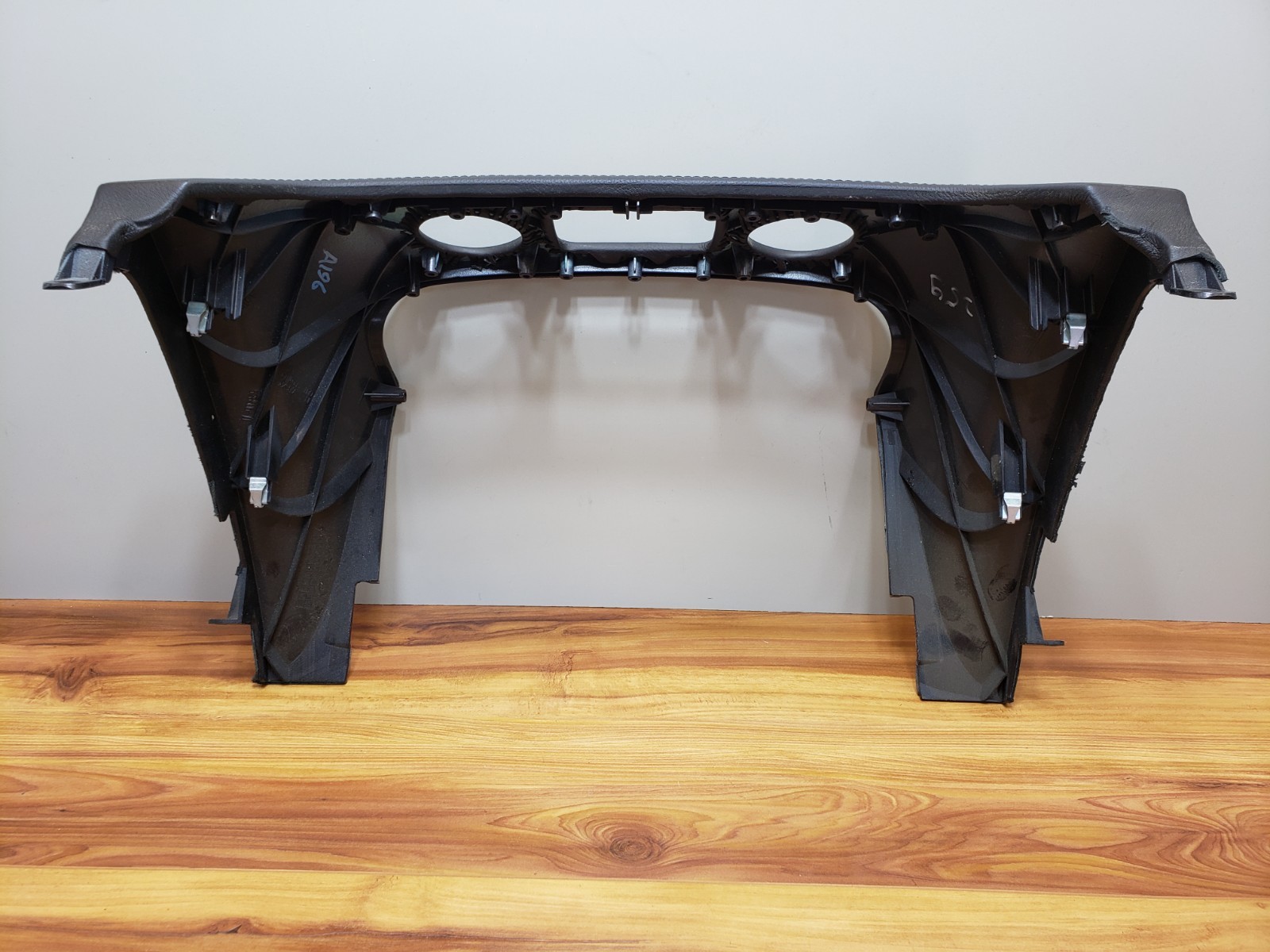Rolls-Royce Ghost 2010-2014 Front Center trim panel