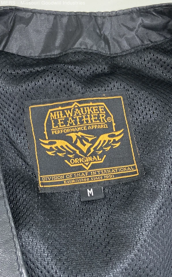 Milwaukee Leather Women's Black Snap Button Lace Up Sides Leather Vest Size M - Image 3 of 4