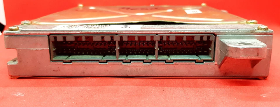 ECU Honda Prelude BA4 Bj88-92 37820-PK2-X00 ECM PCM USED (IS-30) - Image 3 of 4