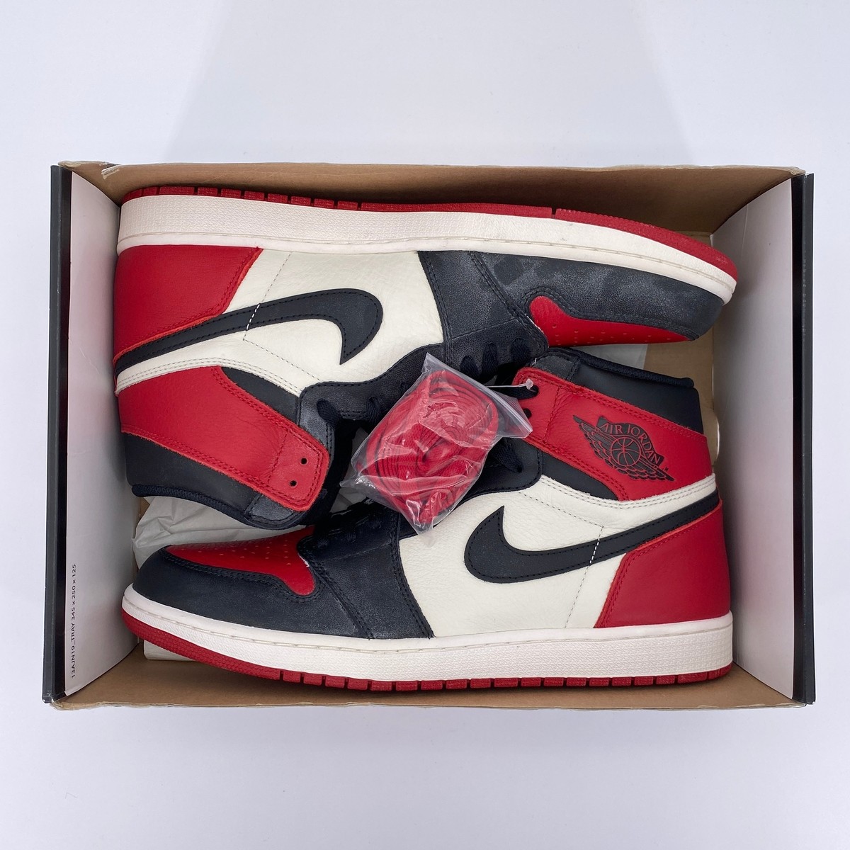 シューズ(男性用) Jordan Air Jordan 1 High Bred Toe Amazon.com | Nike Boys Air Jordan 1 Retro High OG BG Bred