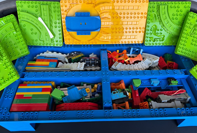 MEGA BLOKS　トーマスとテーブル MEGA BLOKS Thomas Train Building Bricks/Blocks Table Mountain