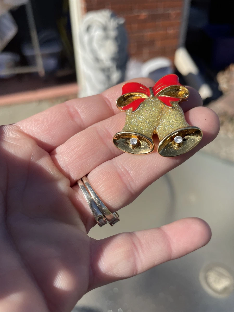 Vintage avon christmas clearance jewelry