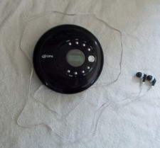 GPX PORTABLE CD MP3 120 SEC SKIP PROTECTION PLAYER