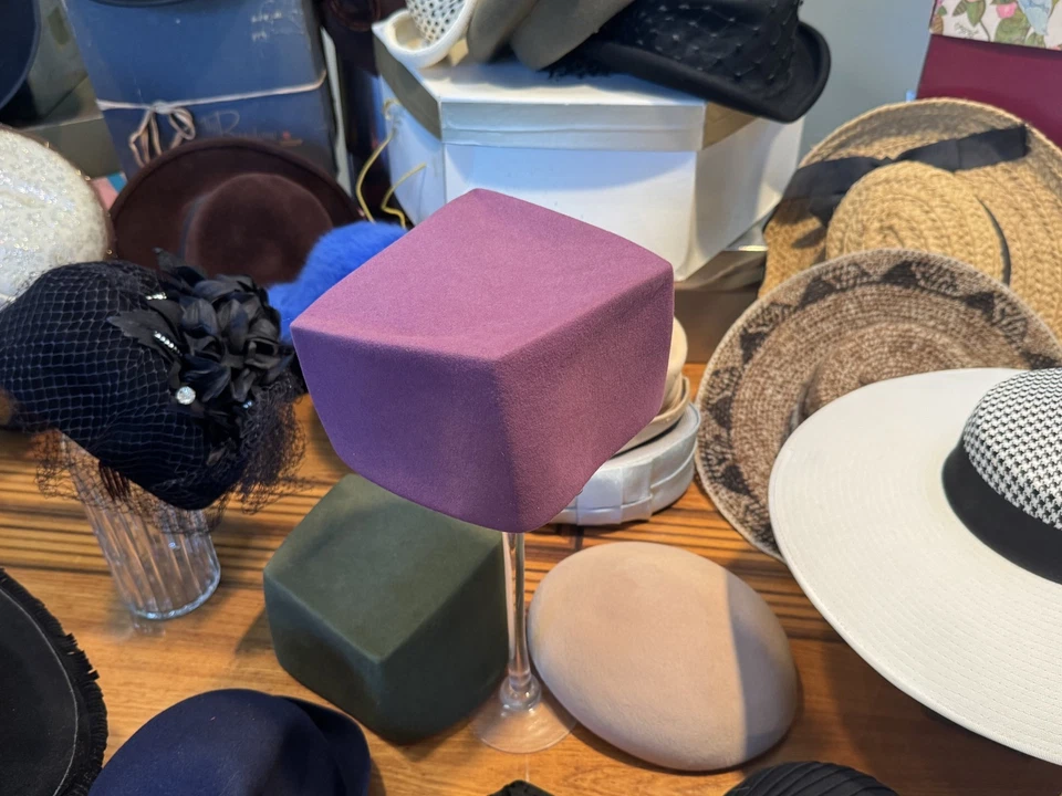 Saint Laurent - Sombreros Rive Gauche para mujer - Verde militar y malva Foto 2 de 4