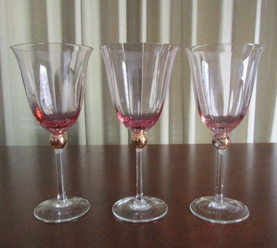 Royal Albert Old Country Roses Formal Pink /Lavender Water Goblets - Set of 2 +1