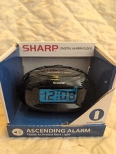 Sharp SPC500A Digital Alarm Clock black compact design / blue LCD display New